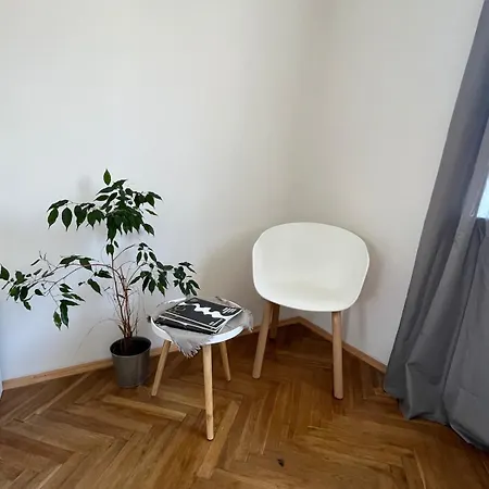 Podoli Апартаменты *